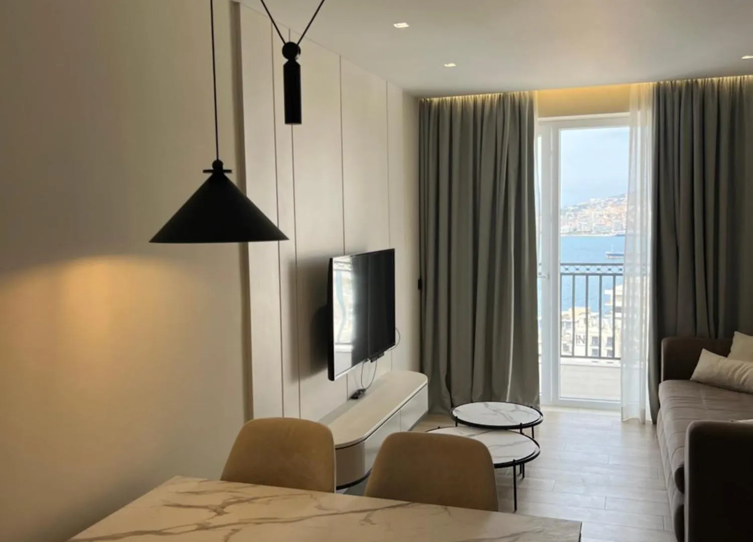 Magnifique Apartment Sea View Sarandë